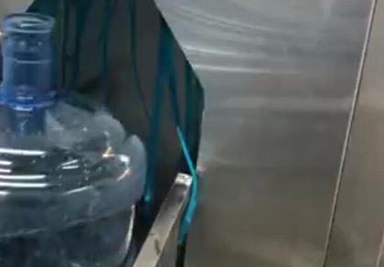 娃哈哈桶裝水外刷機